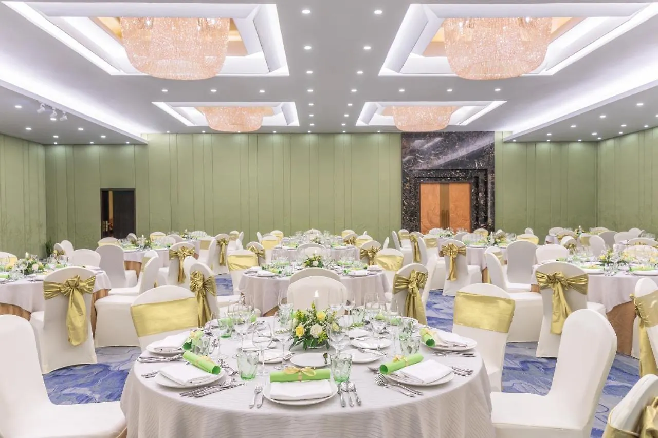 Best Western Green Hill Hotel Yangon 4*,